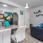 Edi Blue Apartment