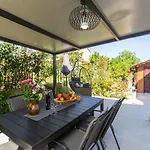 Edi Blue